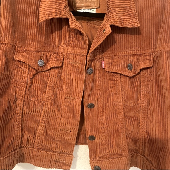 Levi's Cropped Corduroy Trucker Jacket Small Rust Burnt Orange - Picture 7 of 14
